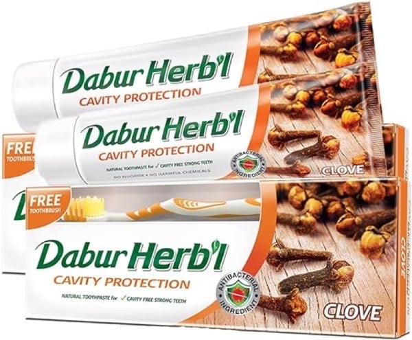 Dabur Herbal Toothpaste with Clove 150g