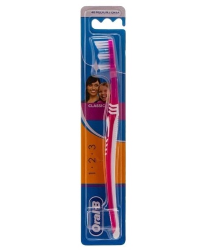 [5707] Oral-B Toothbrush 3-Effect Classic Medium